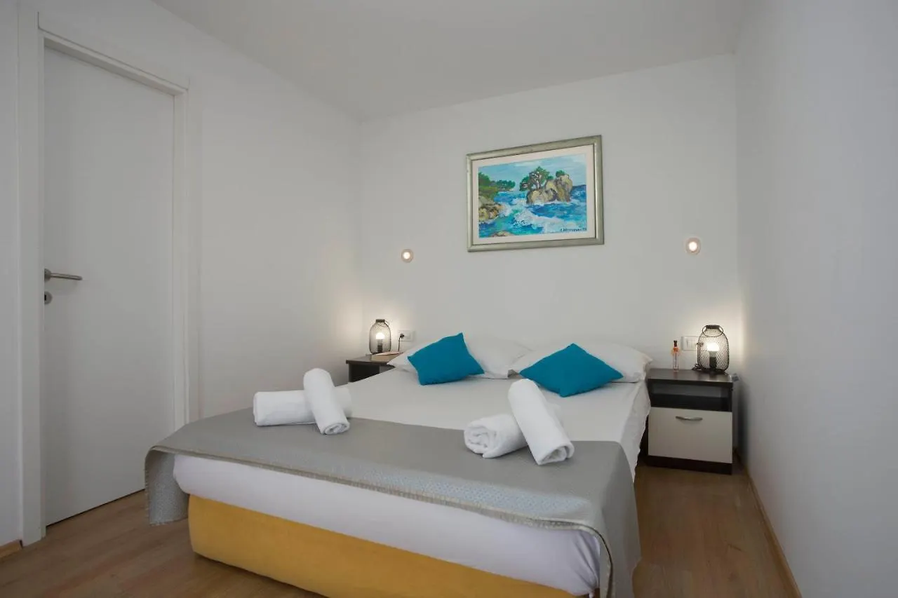 Chalet Beachfront Mobile Homes Village Trogir