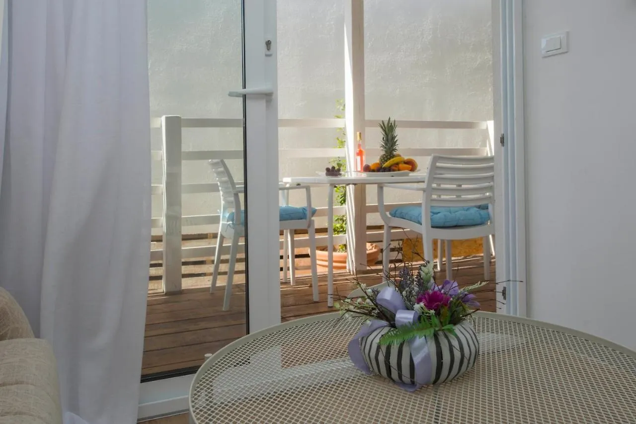 Chalet Beachfront Mobile Homes Village Trogir