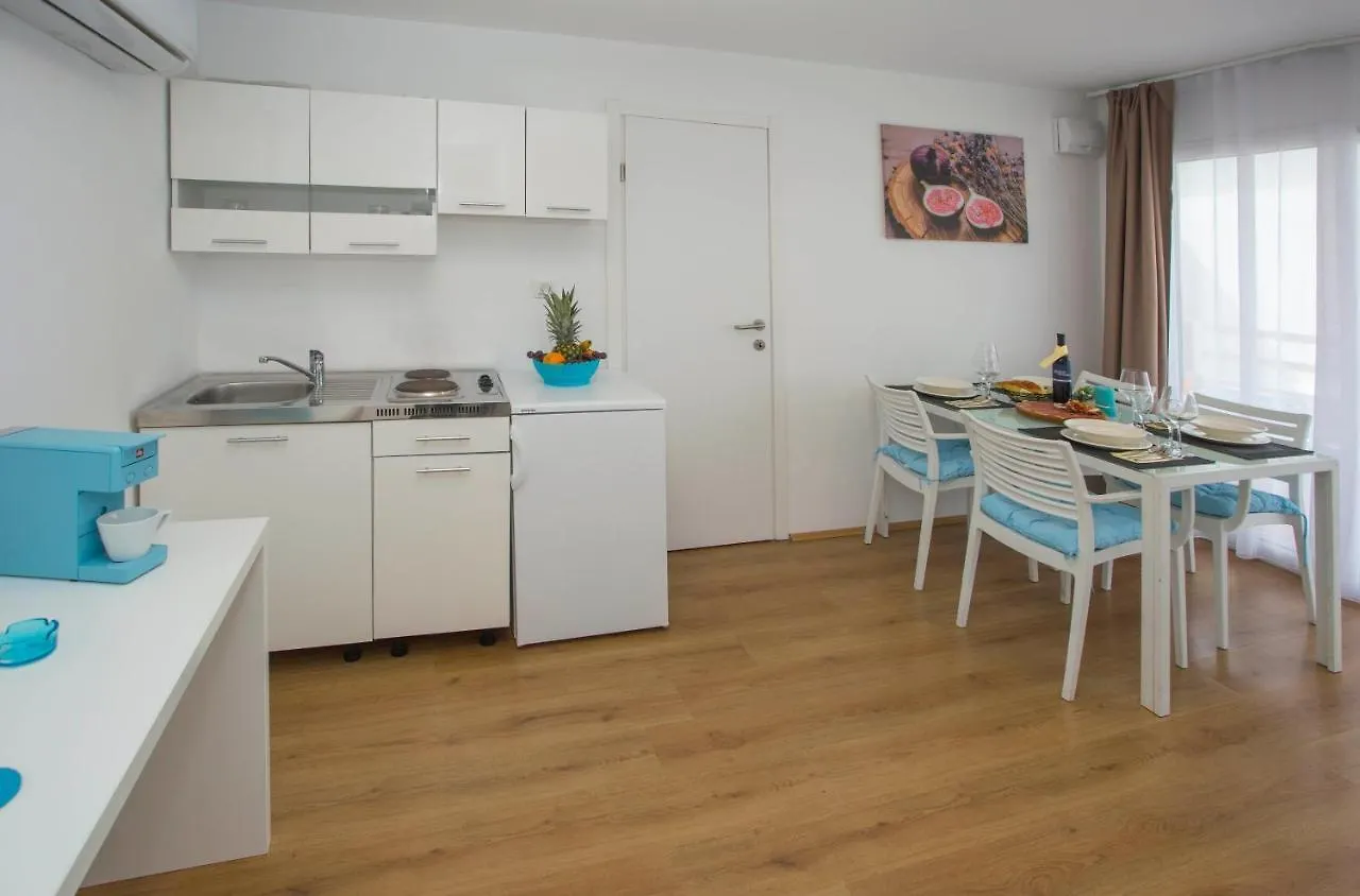 Chalet Beachfront Mobile Homes Village Trogir Croatia